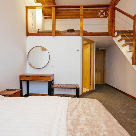 Buchenland Hotel Câmpulung Moldovenesc Esterno foto